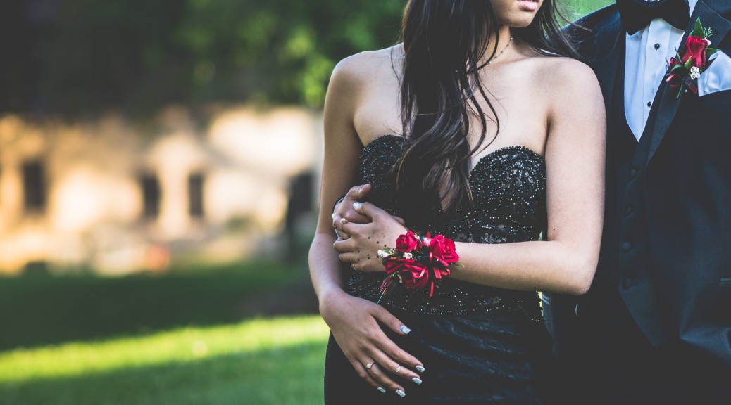 Why should you choose prom limousine in NY?